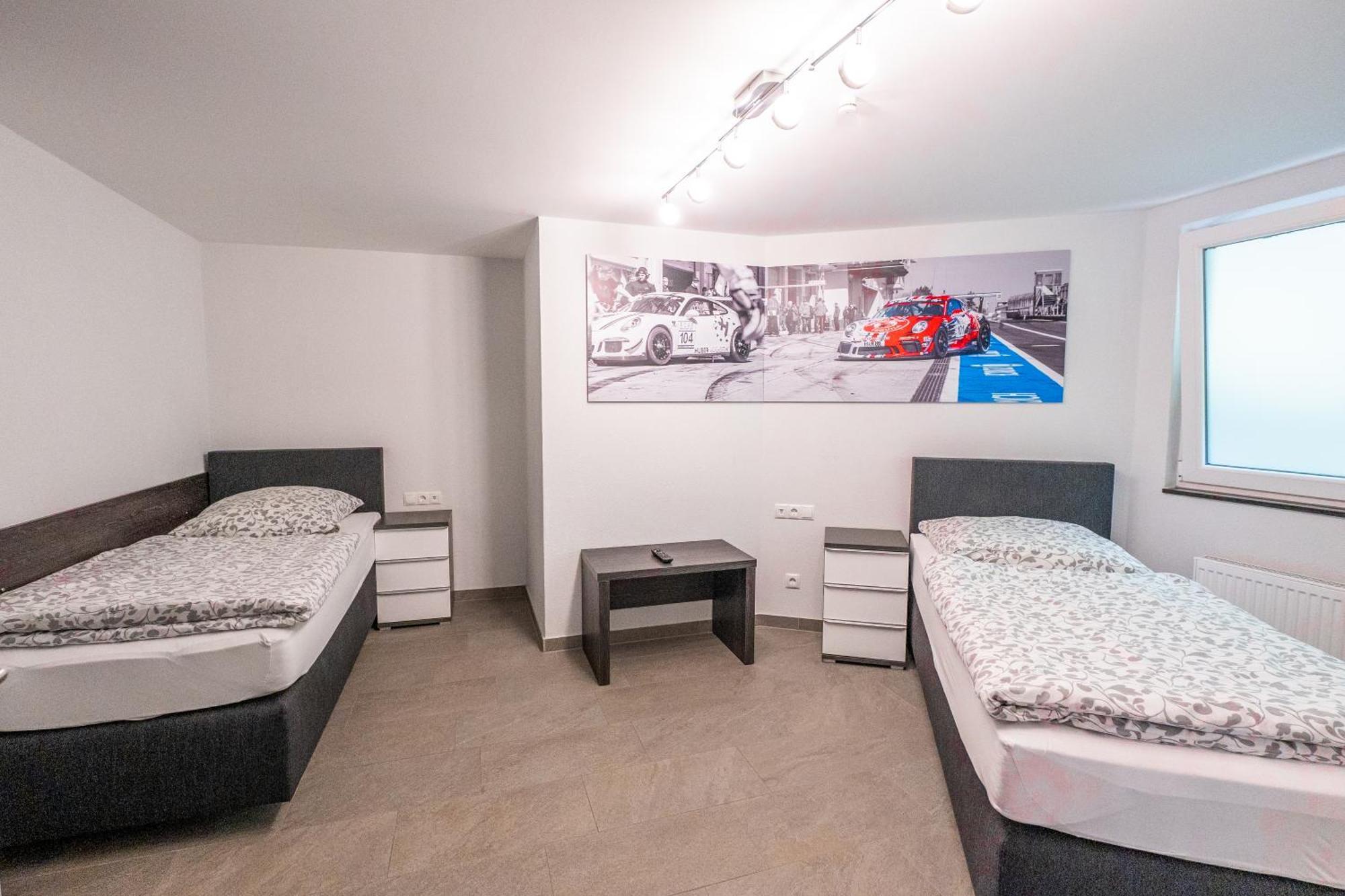 Guesthouse Cockpit 아데나우 외부 사진